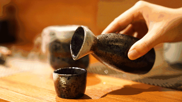 几首很火的饮酒诗，网友的才华不输古人！