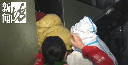 不得离沪！上海突现本土病例，深夜紧急行动，张文宏提到多个要点（视频/组图） - 8