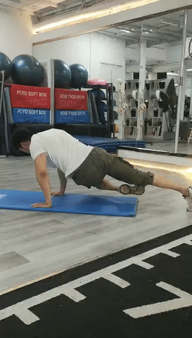 动作不对，越练越废！全民健身日，来get8个标准网红健身动作！|动作不对，越练越废！全民健身日，来get8个标准网红健身动作！