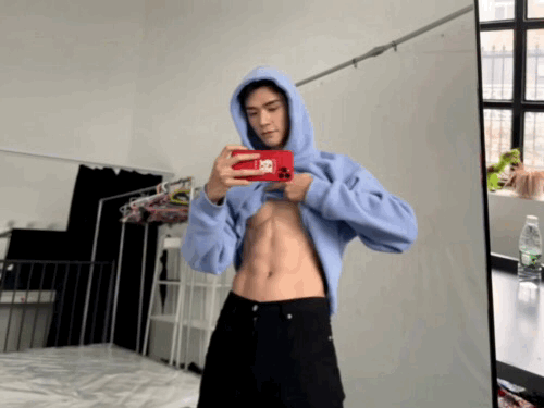 九头身龚俊 是否是人间精品 凯迪网资讯