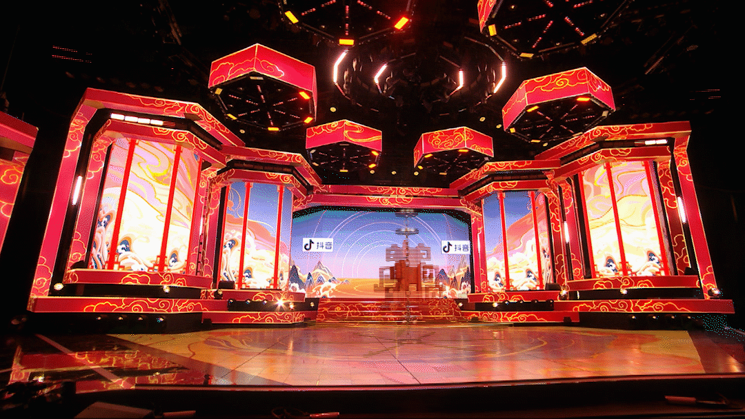 整场晚会根据内容需要,设计了几处虚拟呈现,"下节看点"就是通过虚拟