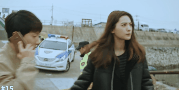 【美女】拿下“全球最美脸蛋”的她，被韩国人骂哭，这港风神颜，绝了！（组图） - 37