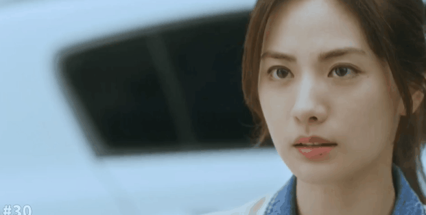 【美女】拿下“全球最美脸蛋”的她，被韩国人骂哭，这港风神颜，绝了！（组图） - 36