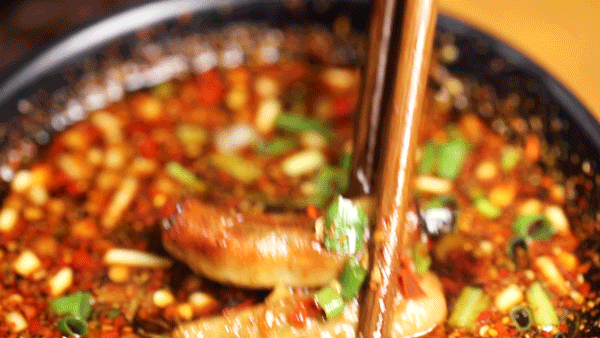 别去三亚挤了！清明拼假6天，我私藏的宝藏小城好吃到飞起，美到失语！