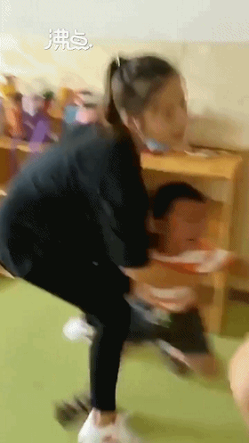 【爆笑】8个月没回学校，宿舍竟然长出了成熟的辣椒！而且还是在卫生间...（组图） - 2