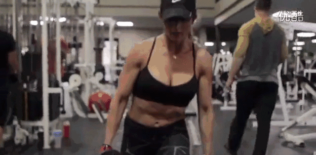 【美女】有肌肉的D罩杯才是真性感，这个120斤的妹纸满足了我对女神的所有幻想！（组图） - 13