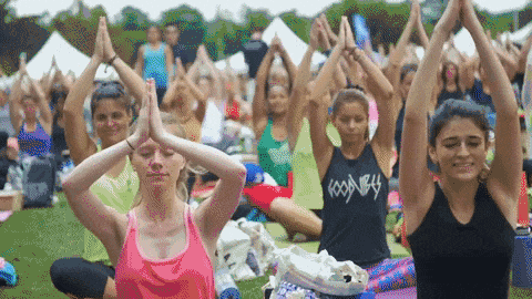2500人集体双人瑜伽，破吉尼斯世界纪录 | 美通社头条