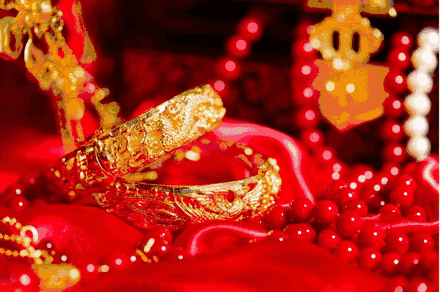 结完婚才知道要买三金？三金到底买哪些？谁来买？