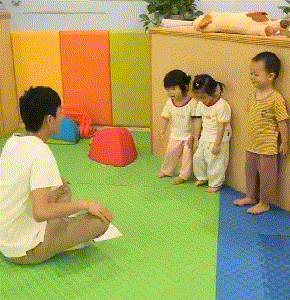 器械区有什么器械【详解】大滑板、羊角球、蹦床......这些感统器械到底什么用处？_https://www.jmylbn.com_新闻资讯_第2张