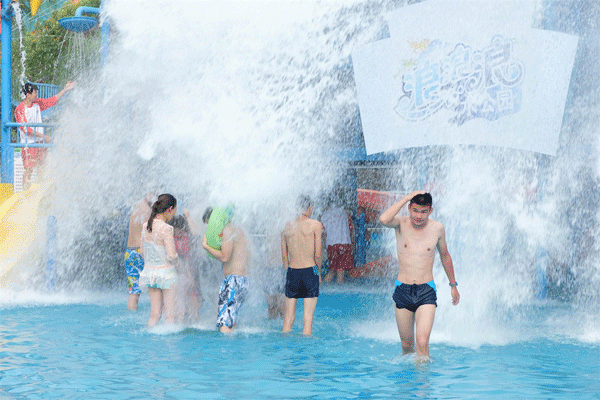 杭州浪浪浪水公园通票（6.16-6.29）100000㎡水世界、数十项风靡全球的水上游乐设备一票畅玩，无惧酷暑！盛夏狂欢之旅就在这里“浪”起来~