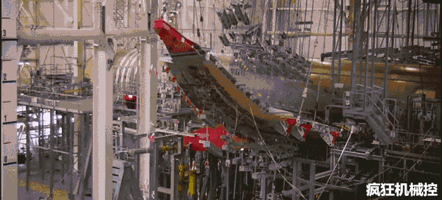 飞机机翼那么薄，为什么能承受几十吨重量！里面是什么结构？的图16