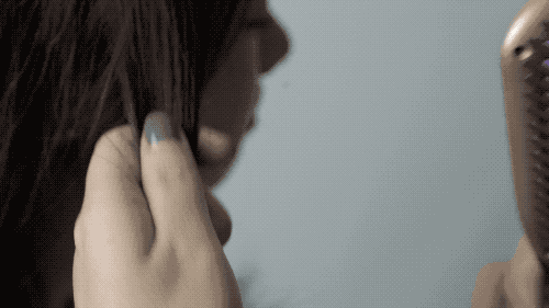 戴森梳子_戴森梳子有什么好处_戴森梳子值得买吗