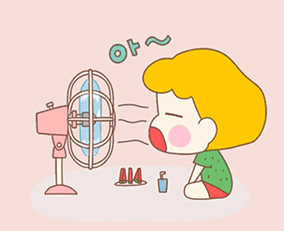 三伏天晚上,开空调会冷,不开空调又热,你认为该怎么办呢?