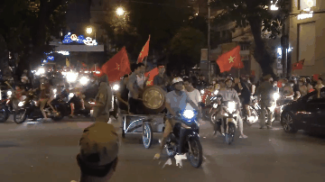 越南全国的狂欢，不只是因为足球 