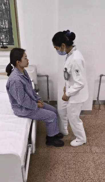 医用病床怎么移动图解【商医话健康】护士引领之声 · 第112期 ｜  超全图解！偏瘫患者体位摆放及体位转移_https://www.jmylbn.com_新闻资讯_第14张