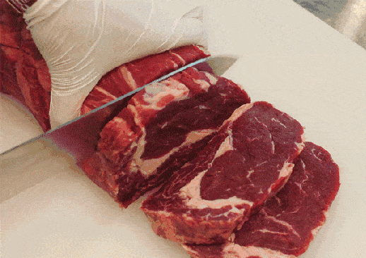 多吃二两红肉会怎样？一项12年研究告诉你：心脏病风险会增加