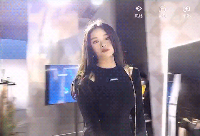 ������Ŀ�ĳ�ɳ�׽����Ӱ��ڣ����������ʸг�Ƭ��Ӱ����ʱ��