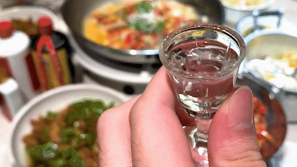 ��Ǹ����õ��ˣ���ʫ�þƺ�������