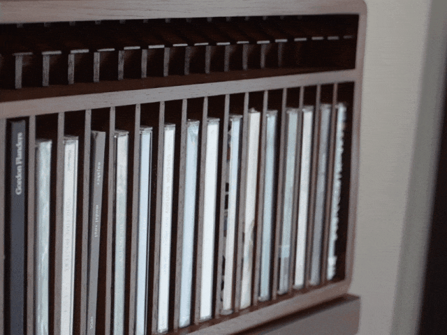 Vinyl Story CD Storage ： Solid Wood Organizer with Push Eject