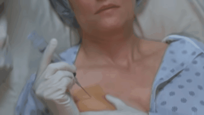 南极自救：自检患癌后，作为唯一的医生，她把针扎向乳房
