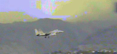 【6/2關注】F15戰斗機進氣口可上下調整，怎么做到的？的圖1