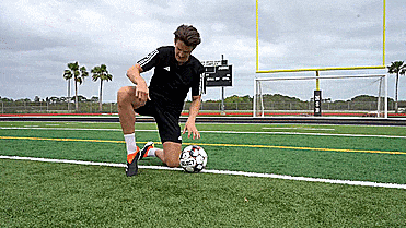 足球教学丨五个小诀窍助你提高射门力量