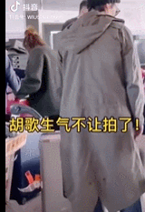 谭松韵庭审被偷拍：1张图赚1万，暴利“百亿代拍”背后是…（视频/组图） - 7