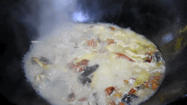 9大经典湘菜之茶油炒鸡