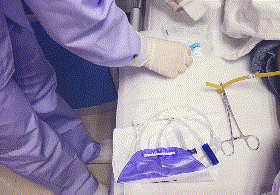 为什么要引流尿袋留置尿管护理必须掌握的操作要点——高清动图操作教学_https://www.jmylbn.com_新闻资讯_第11张