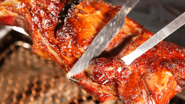 【特色烤羊腿】138元抢购!3.5斤现烤羊腿,皮焦