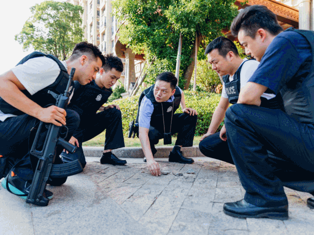 致敬扫黑先锋杨国强荣获全国公安百佳刑警称号