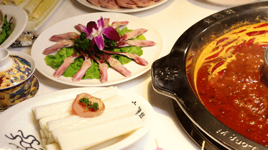 熱鍋界「霸氣龍王」優雅現身啦！在寶安化身帶辣味的ins風，此刻還免單！ 美食 第8張