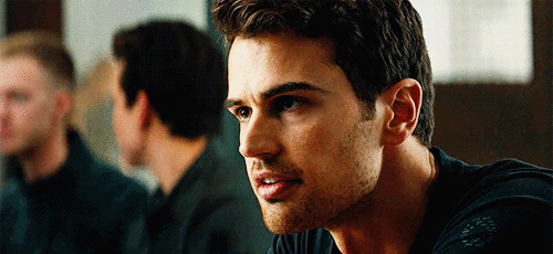 英文继续的单词_继续的英文_英文继续做某事