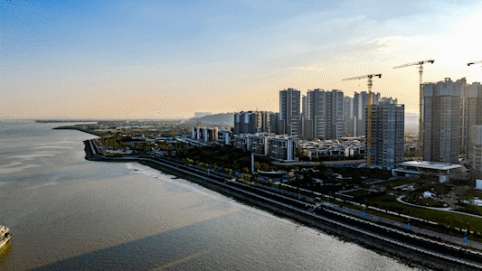 保利领秀海即将加推新产品，建面约121-141㎡一线海景四房！