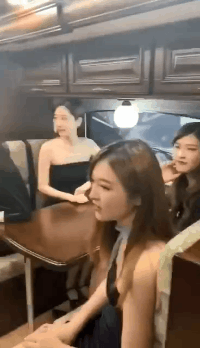 怎么感觉这衣服像P上去的-微信头条网 怎么感觉这衣服像P上去的