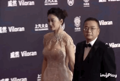 李小冉大秀身材登上热搜,网友:内娱安妮海瑟薇!!-微信头条网 李小冉大秀身材登上热搜,网友:内娱安妮海瑟薇!!
