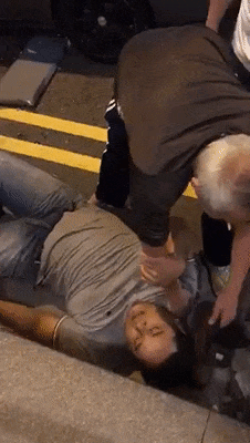 【资讯】新加坡百年建筑外墙脱落，男子砸成重伤！(图2)