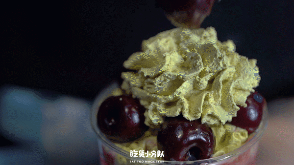 巨无霸车厘子圣诞树,5层高-微信头条网 巨无霸车厘子圣诞树,5层高