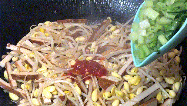 豆干跟它炒,营养好吃又补钙,适合夏季食用,好吃下饭还省时!-微信头条网 豆干跟它炒,营养好吃又补钙,适合夏季食用,好吃下饭还省时!