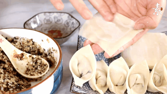 用它包馄饨,馅香味美,还能清热润肺,挑食的孩子都爱吃!-微信头条网 用它包馄饨,馅香味美,还能清热润肺,挑食的孩子都爱吃!