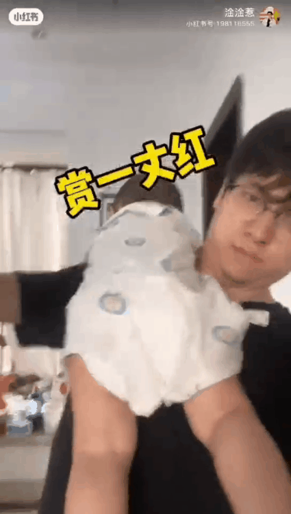 「沉浸式体验」已婚男人24小时带娃，笑着笑着就哭了
