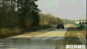 【6/7更新】几十吨重的坦克是如何刹车的？