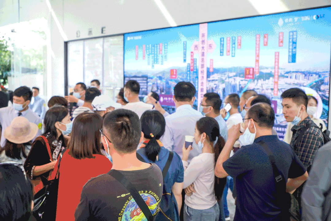 保利罗兰国际加推！单价4万，总价330-350万！