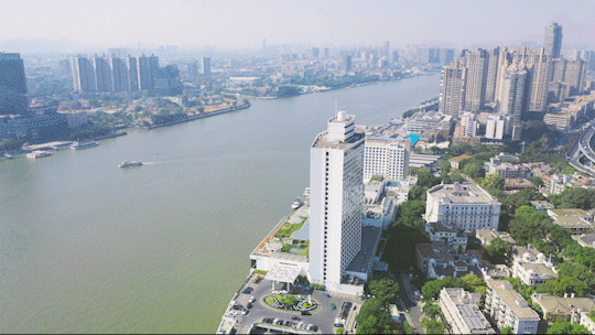 白鹅潭雅居乐天际715，300万一套！