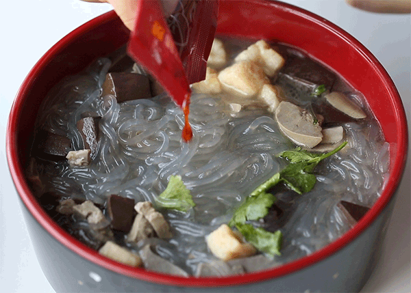 鸭血粉丝汤，南京美食荒漠中的一点绿洲！