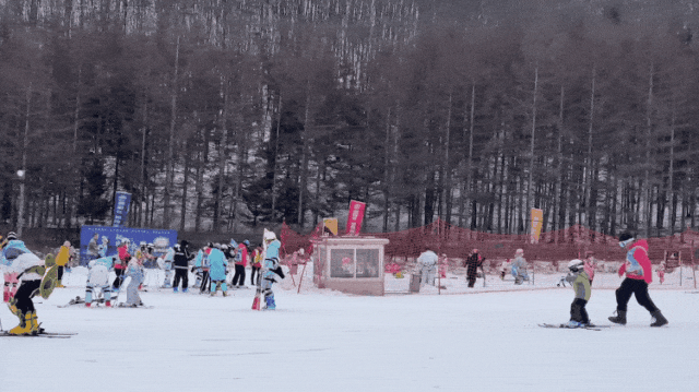 直飞仅¥300+！好玩不输长白山！冬天的它颜值爆表