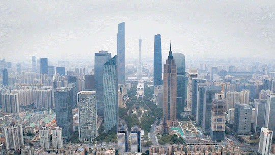 410万买*区四房？还要学校+地铁？真能安排！