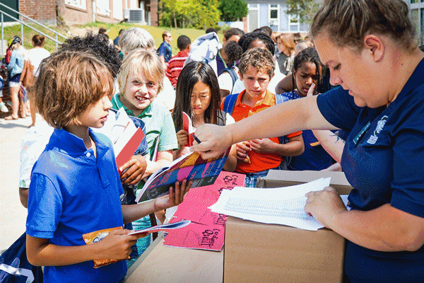 美国顶尖初中夏校集锦