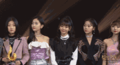 赚了48亿就是爽！短短5天，从穿Zara到穿Prada、让踩过她的人都道歉