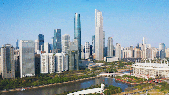 中新板块侨建御溪谷285方大平层+别墅